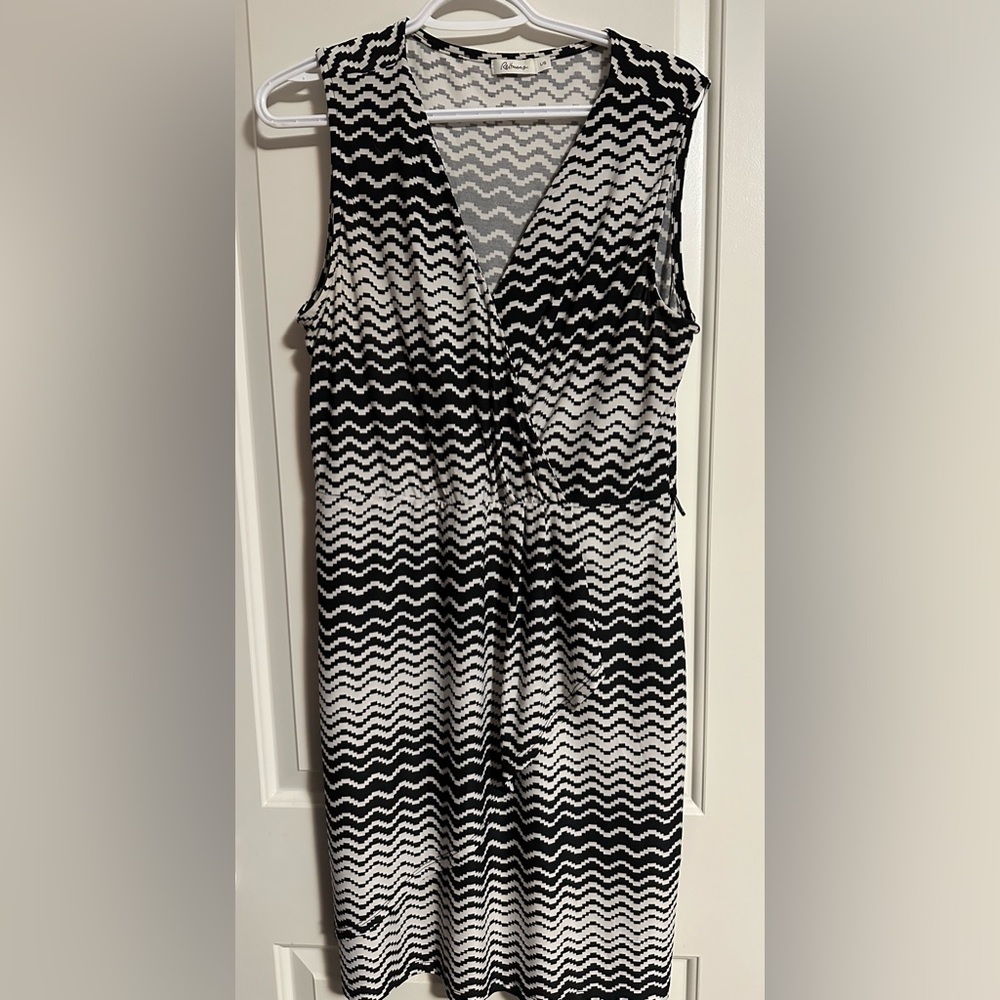 Black and white dress Size L
